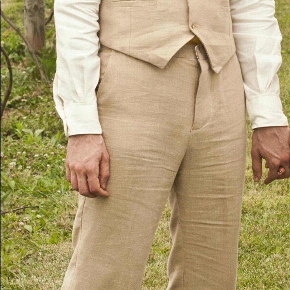 Linen suit - Picture 2 of 2